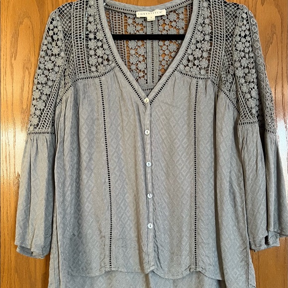 Love Stitch Boho Du Jour Crochet Blouse - Color Sage Size Small NWOT - Picture 6 of 6
